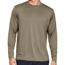 Solid Color T-Shirts Under Armour Tech Long Sleeve T-Shirt 15 Solid Color T-Shirts Under Armour Tech Long Sleeve T-Shirt