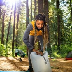 Sleeping Pads Therm-a-Rest NeoAir Topo Luxe Sleeping Pad 14 Sleeping Pads Therm-a-Rest NeoAir Topo Luxe Sleeping Pad