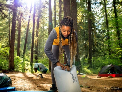 Sleeping Pads Therm-a-Rest NeoAir Topo Luxe Sleeping Pad 7 Sleeping Pads Therm-a-Rest NeoAir Topo Luxe Sleeping Pad